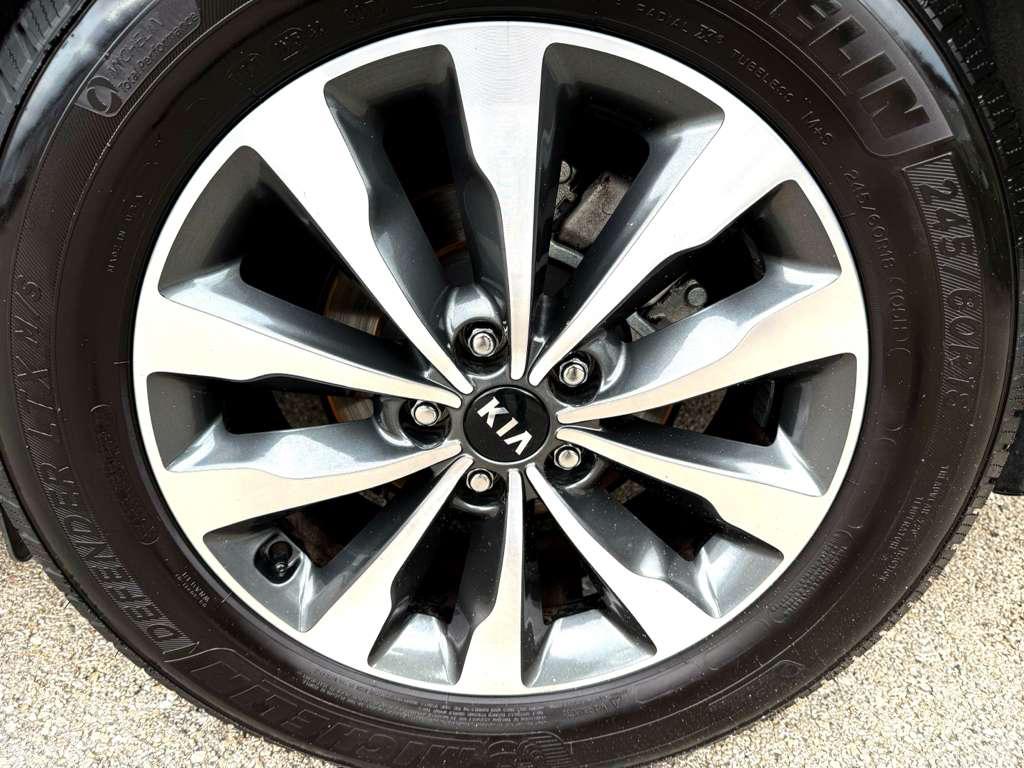 Kia Sedona 4dr Wgn SX 2015