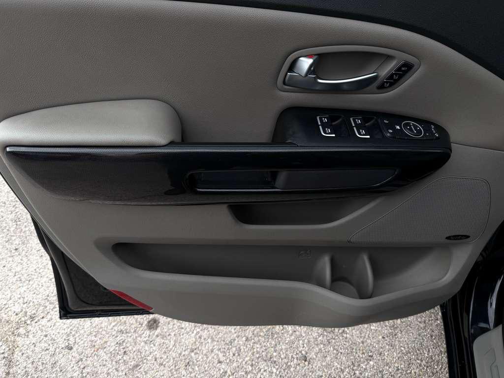 Kia Sedona 4dr Wgn SX 2015