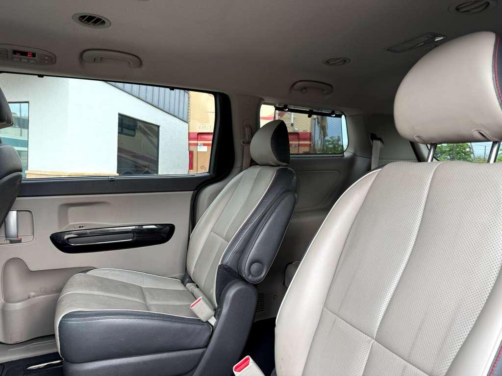 Kia Sedona 4dr Wgn SX 2015