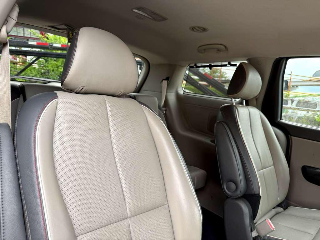 Kia Sedona 4dr Wgn SX 2015