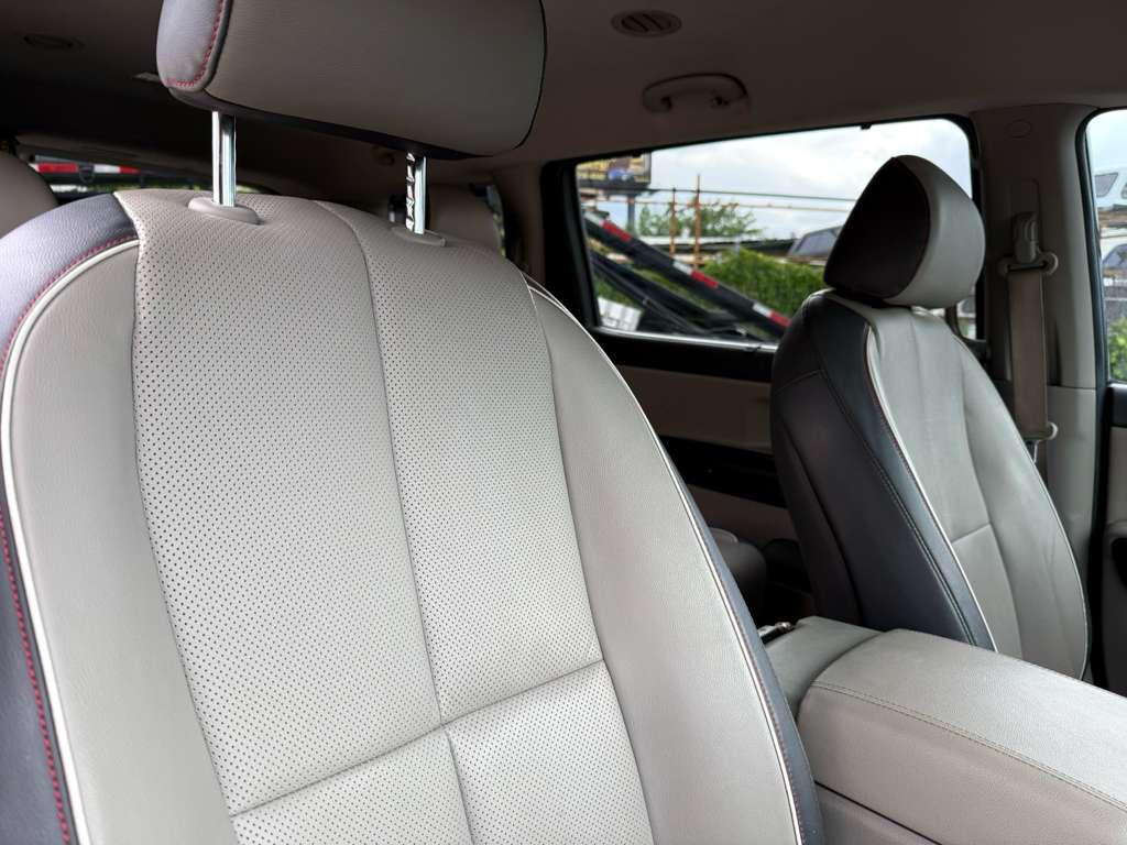 Kia Sedona 4dr Wgn SX 2015