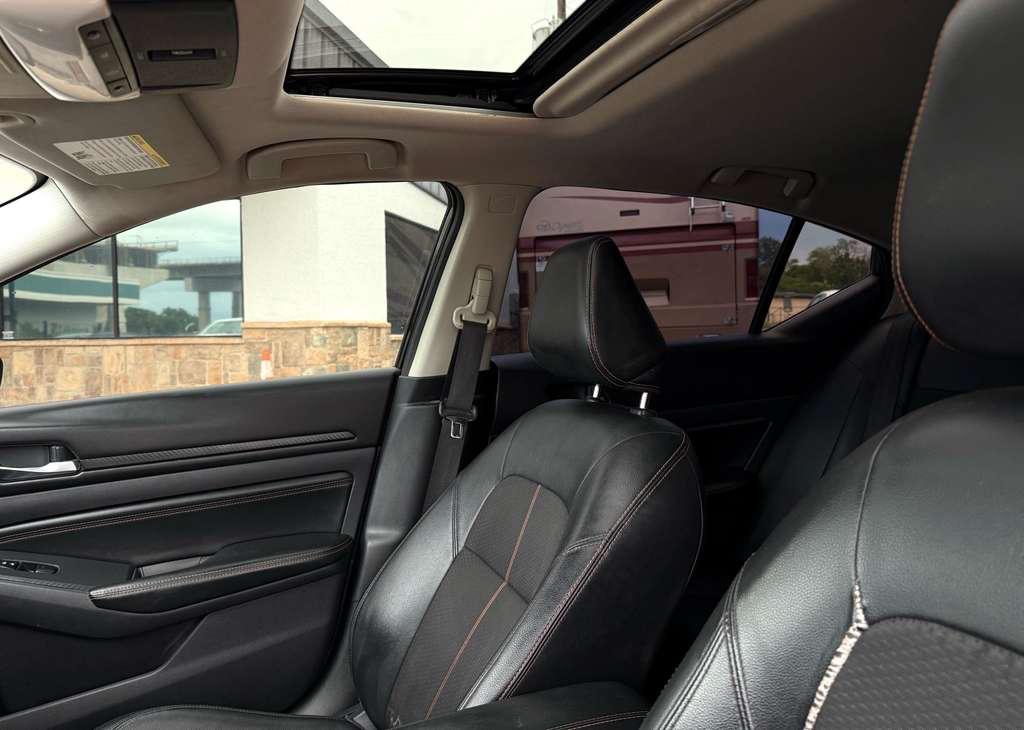 Nissan Altima 2.5 SR Sedan 2019