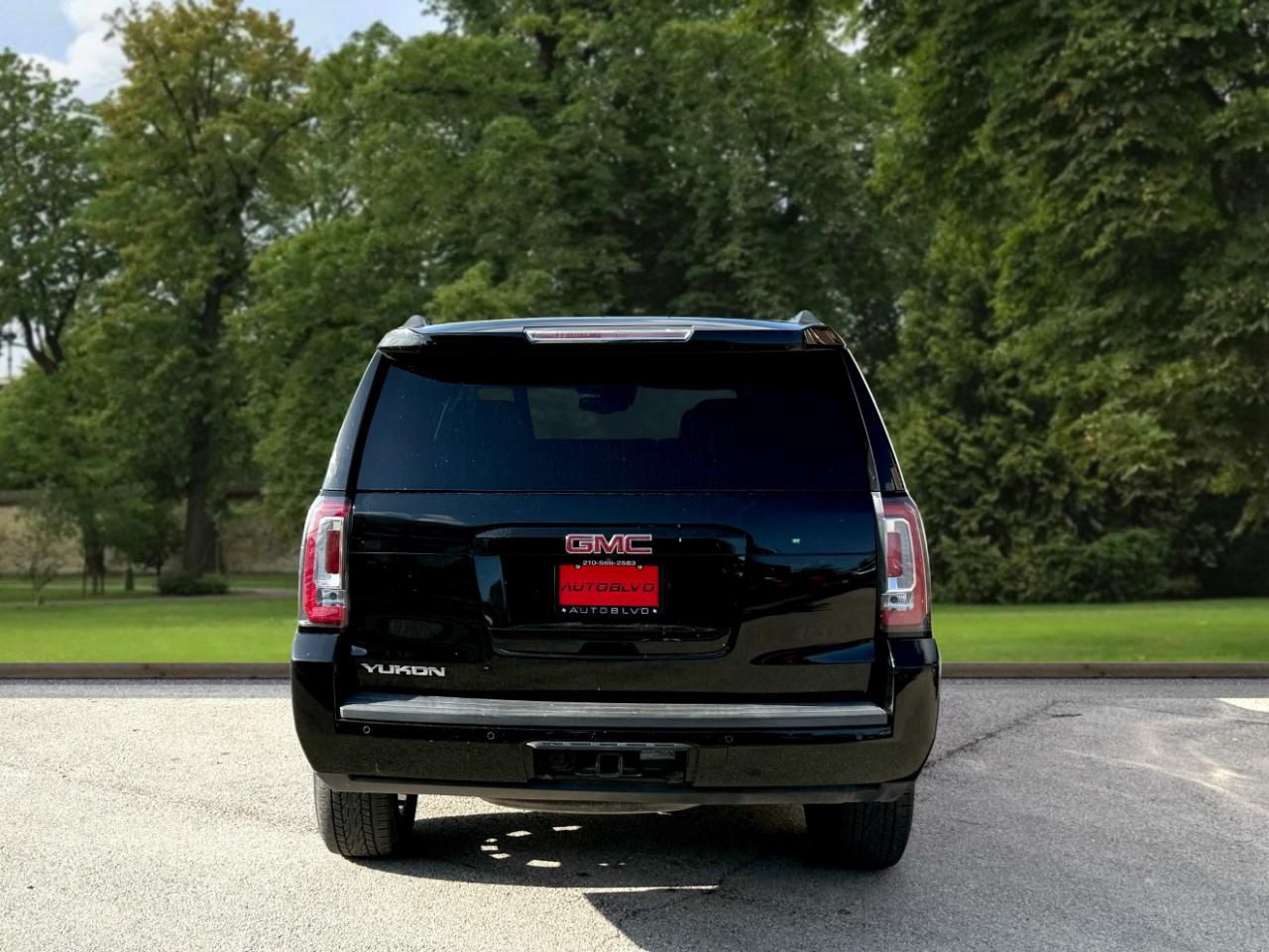 GMC Yukon 2WD 4dr SLT 2017