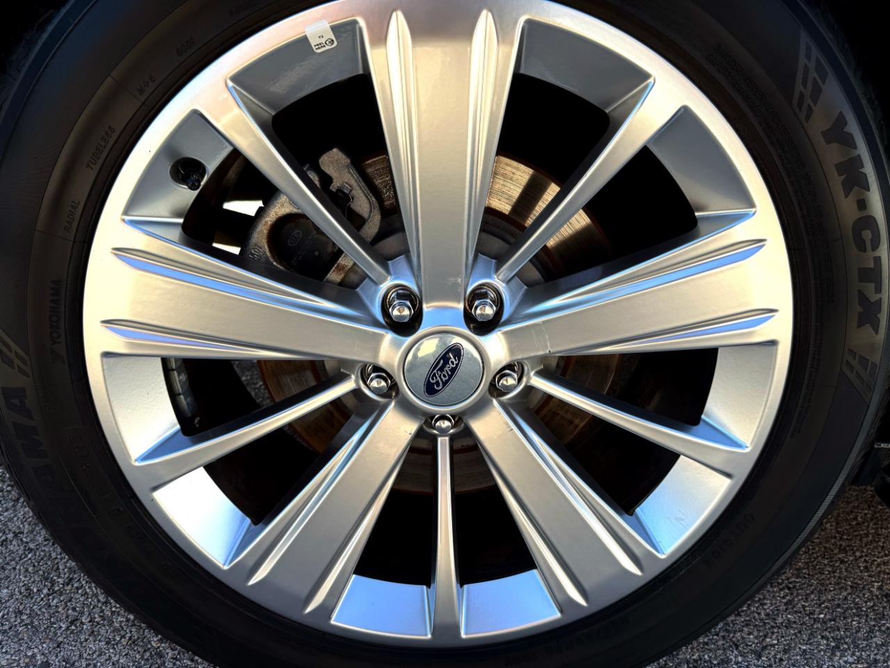 Ford Explorer Limited FWD 2019