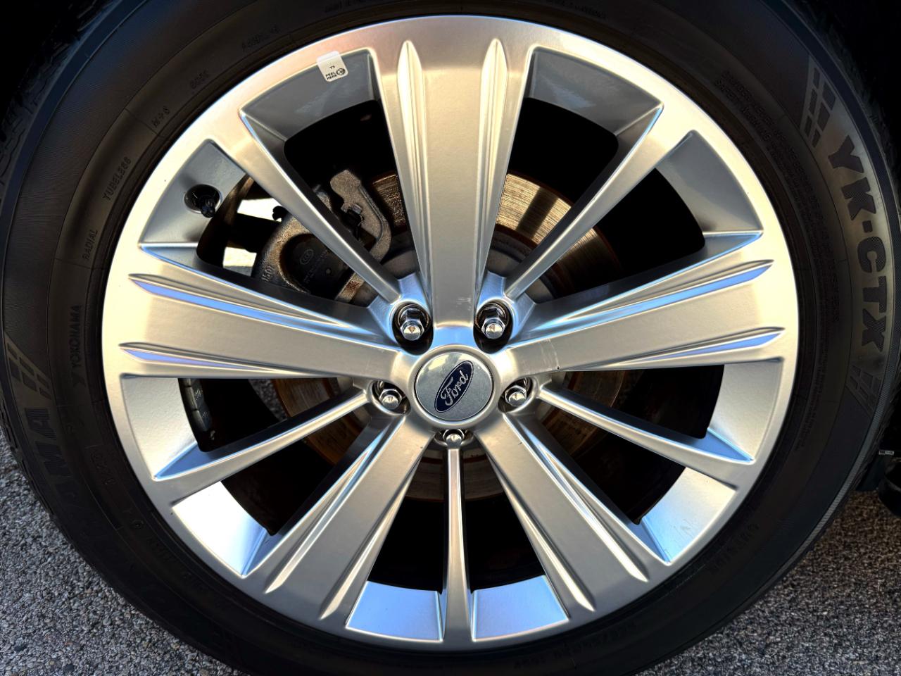 Ford Explorer Limited FWD 2019