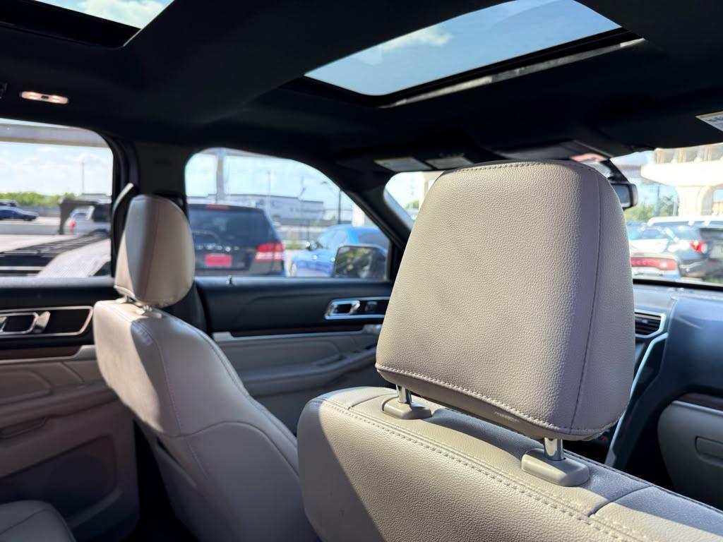 Ford Explorer Limited FWD 2019