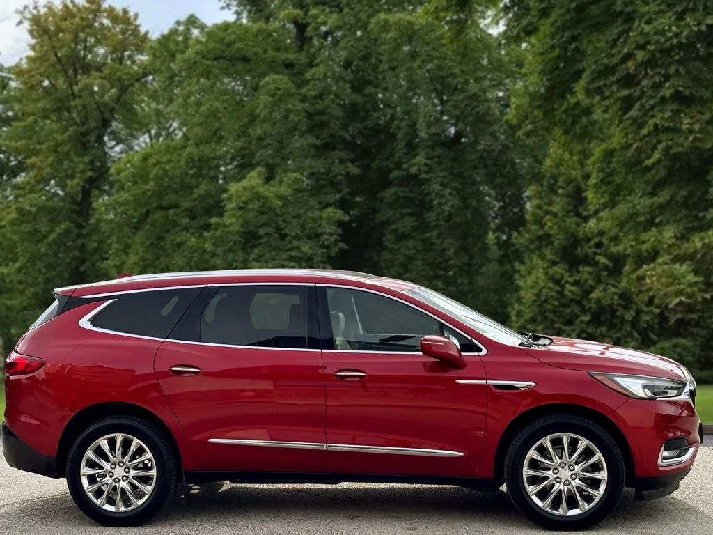 Buick Enclave FWD 4dr Essence 2019