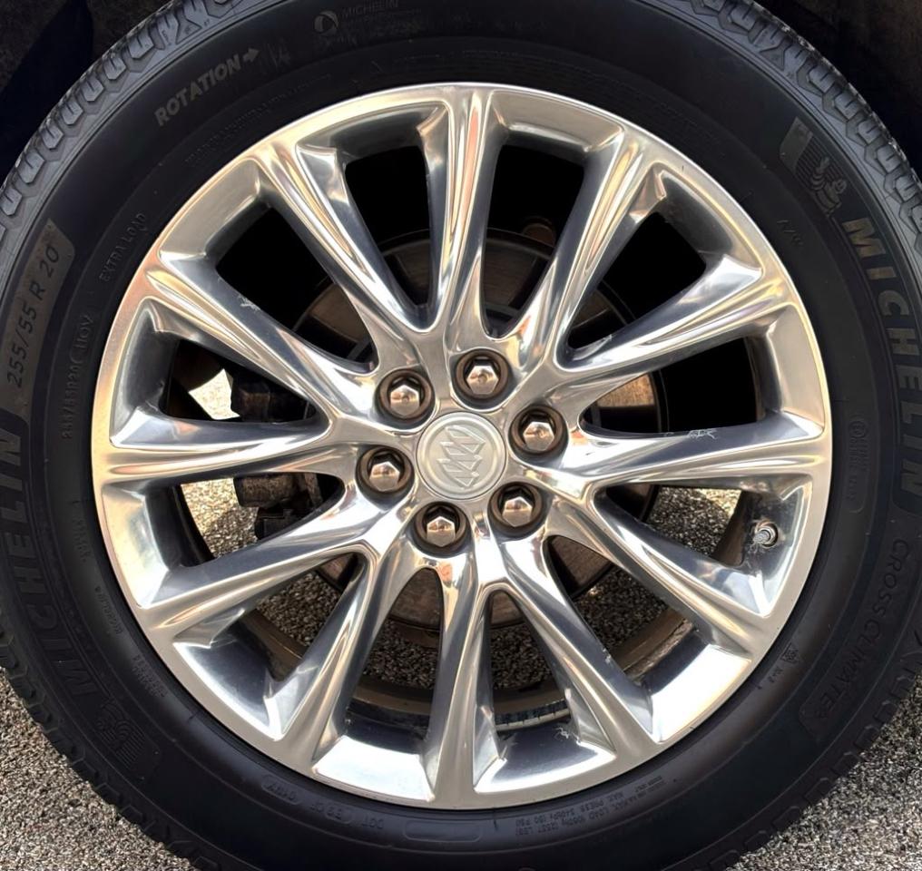 Buick Enclave FWD 4dr Essence 2019