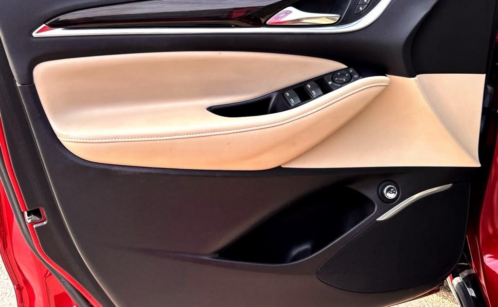 Buick Enclave FWD 4dr Essence 2019