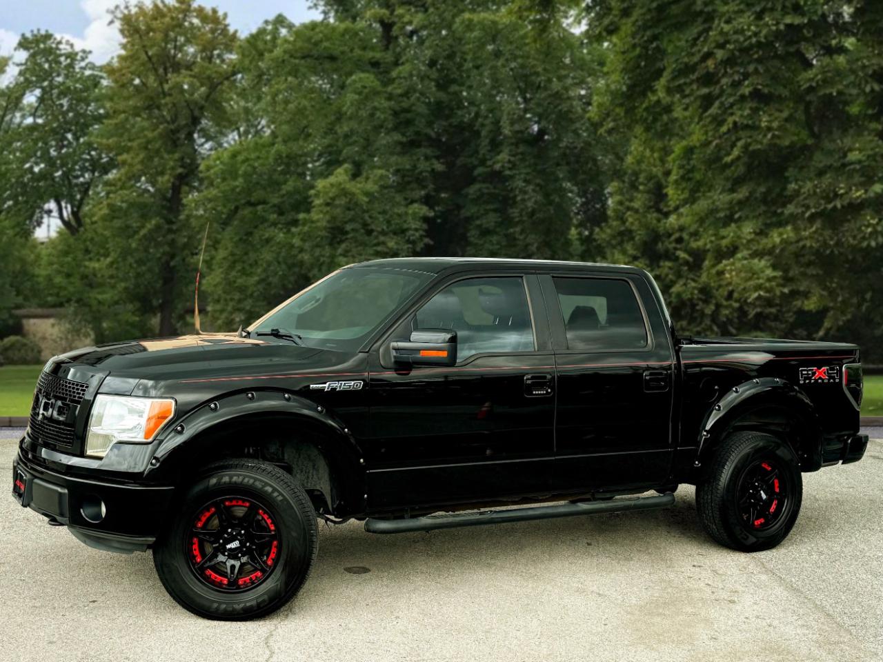 Ford F-150 4WD SuperCrew 145" Platinum 2011