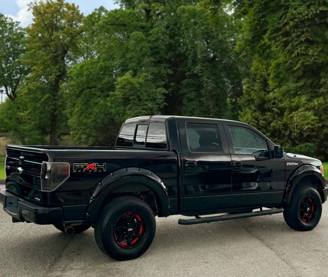 Ford F-150 4WD SuperCrew 145" Platinum 2011