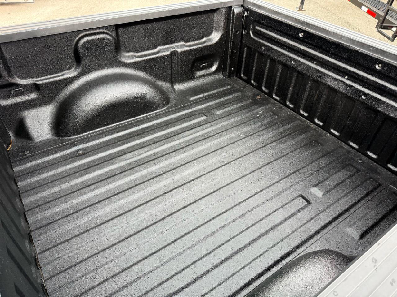 Ford F-150 4WD SuperCrew 145" Platinum 2011
