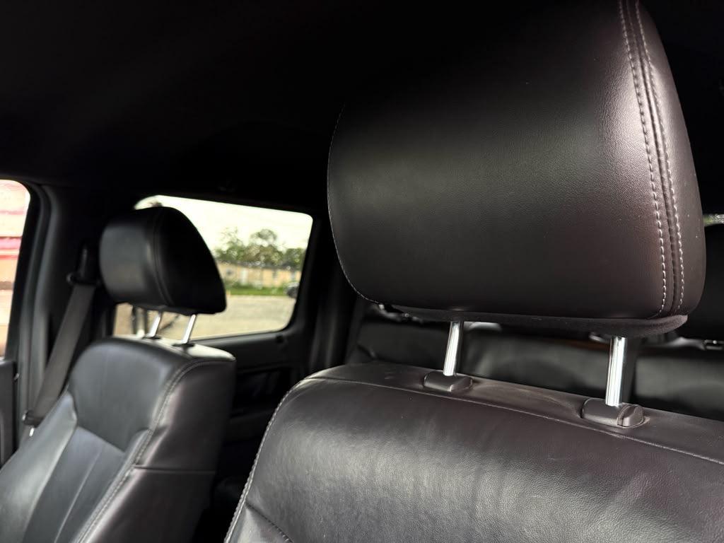 Ford F-150 4WD SuperCrew 145" Platinum 2011