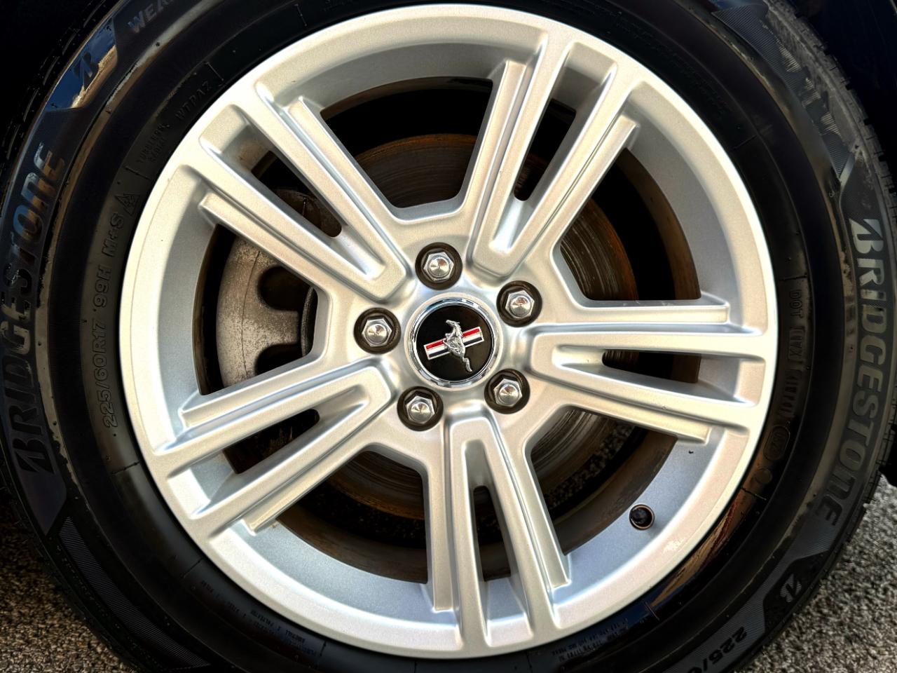 Ford Mustang 2dr Cpe V6 2014