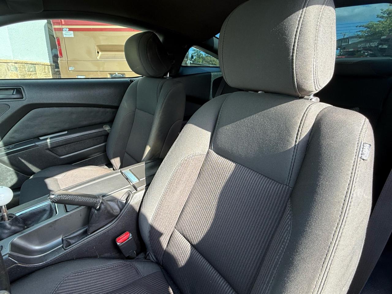 Ford Mustang 2dr Cpe V6 2014