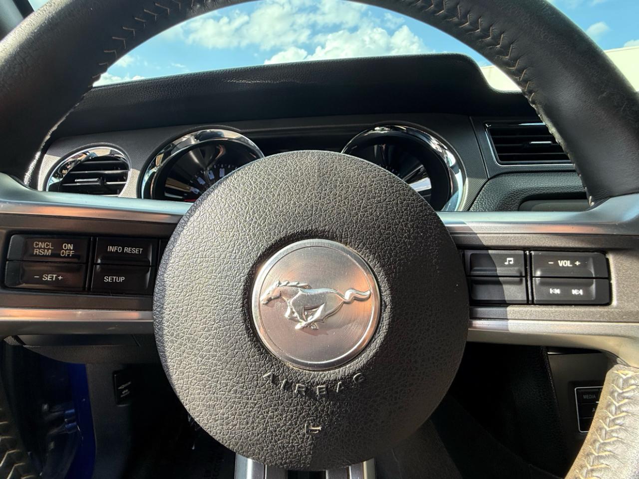 Ford Mustang 2dr Cpe V6 2014