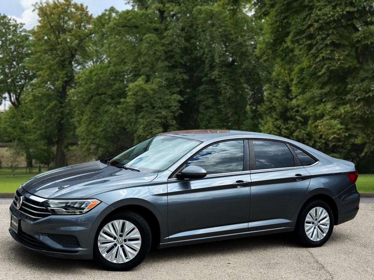 Volkswagen Jetta R-Line Auto w/SULEV 2019