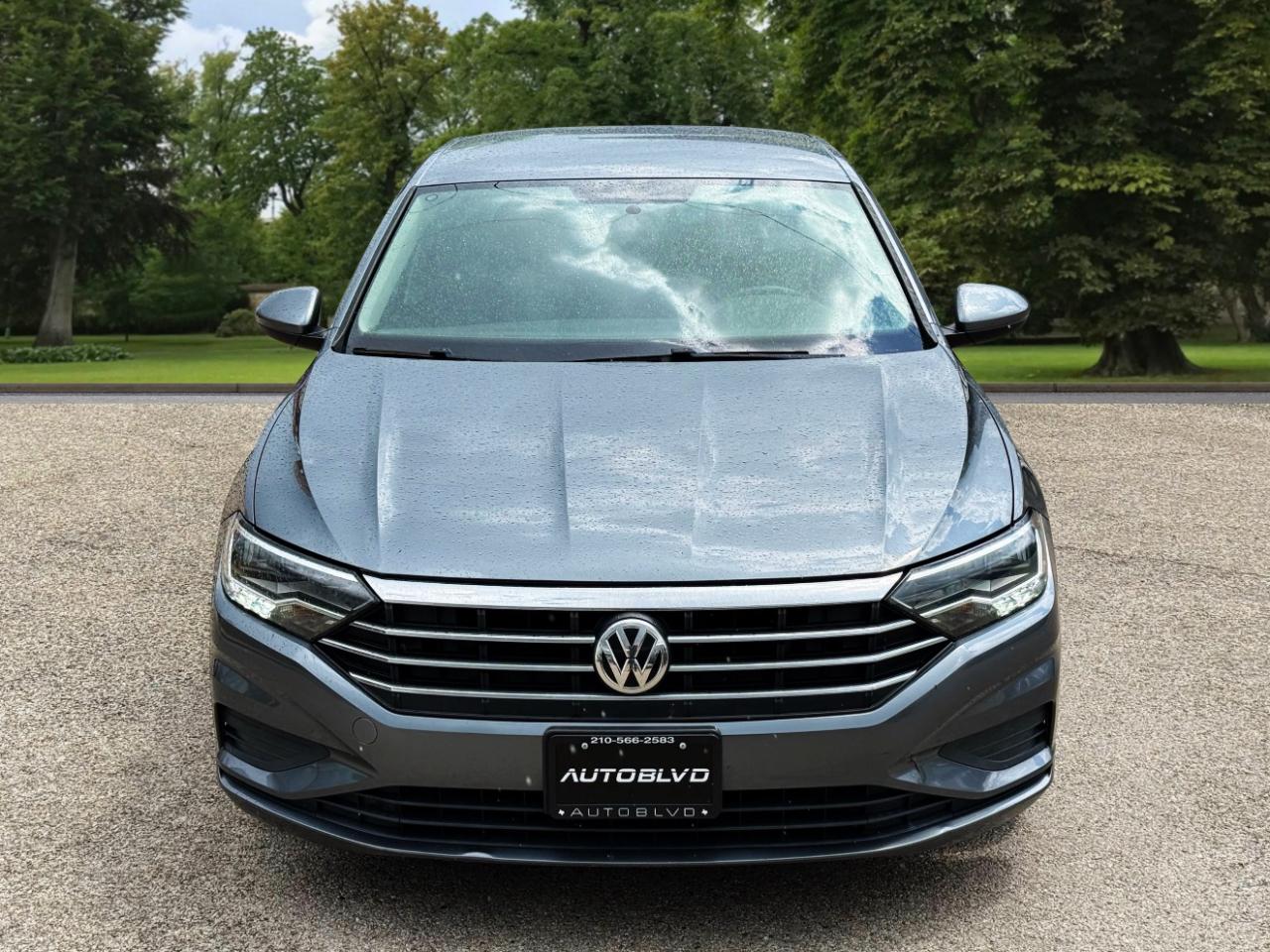 Volkswagen Jetta R-Line Auto w/SULEV 2019