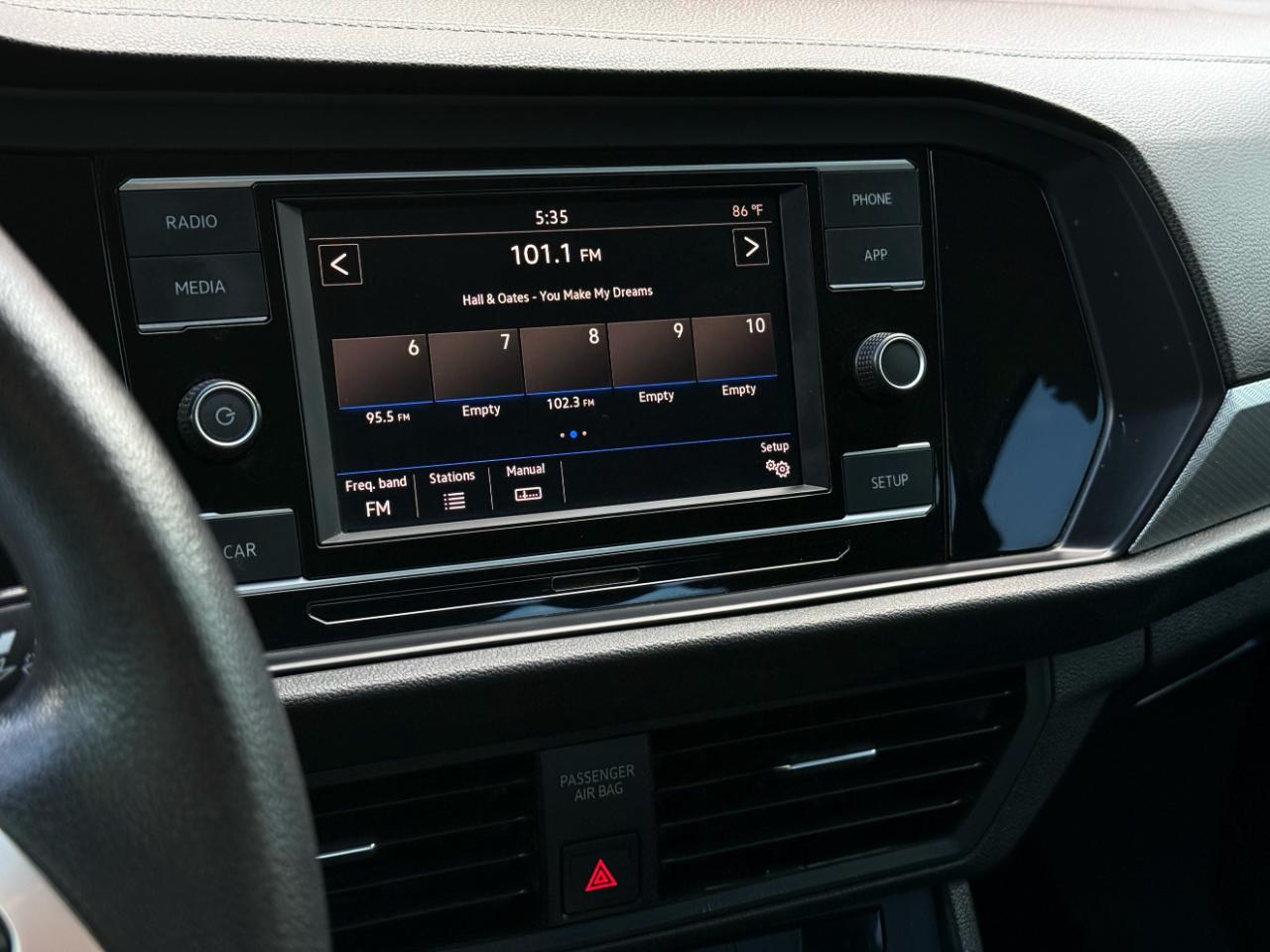 Volkswagen Jetta R-Line Auto w/SULEV 2019