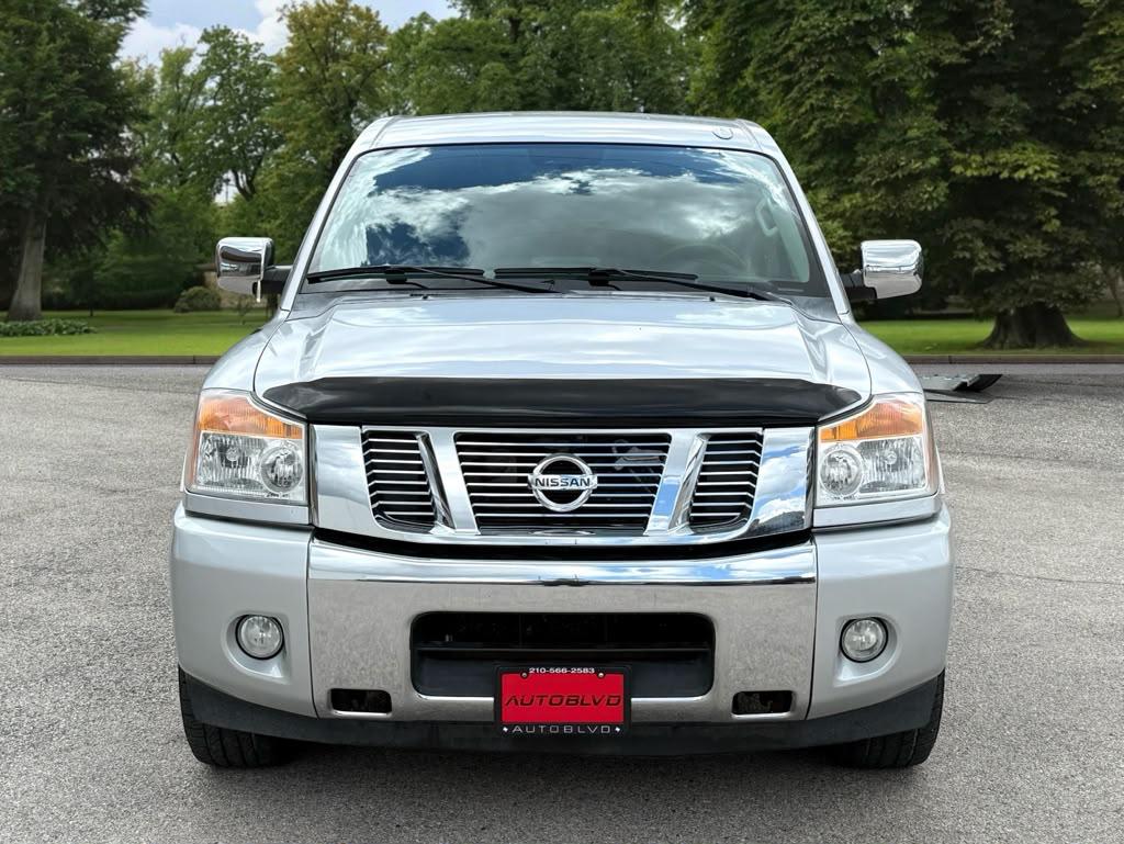 Nissan Titan 2WD Crew Cab SWB SV 2015