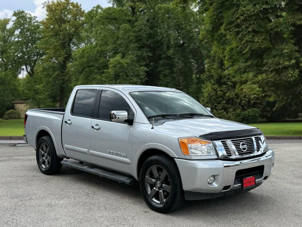 Nissan Titan 2WD Crew Cab SWB SV 2015