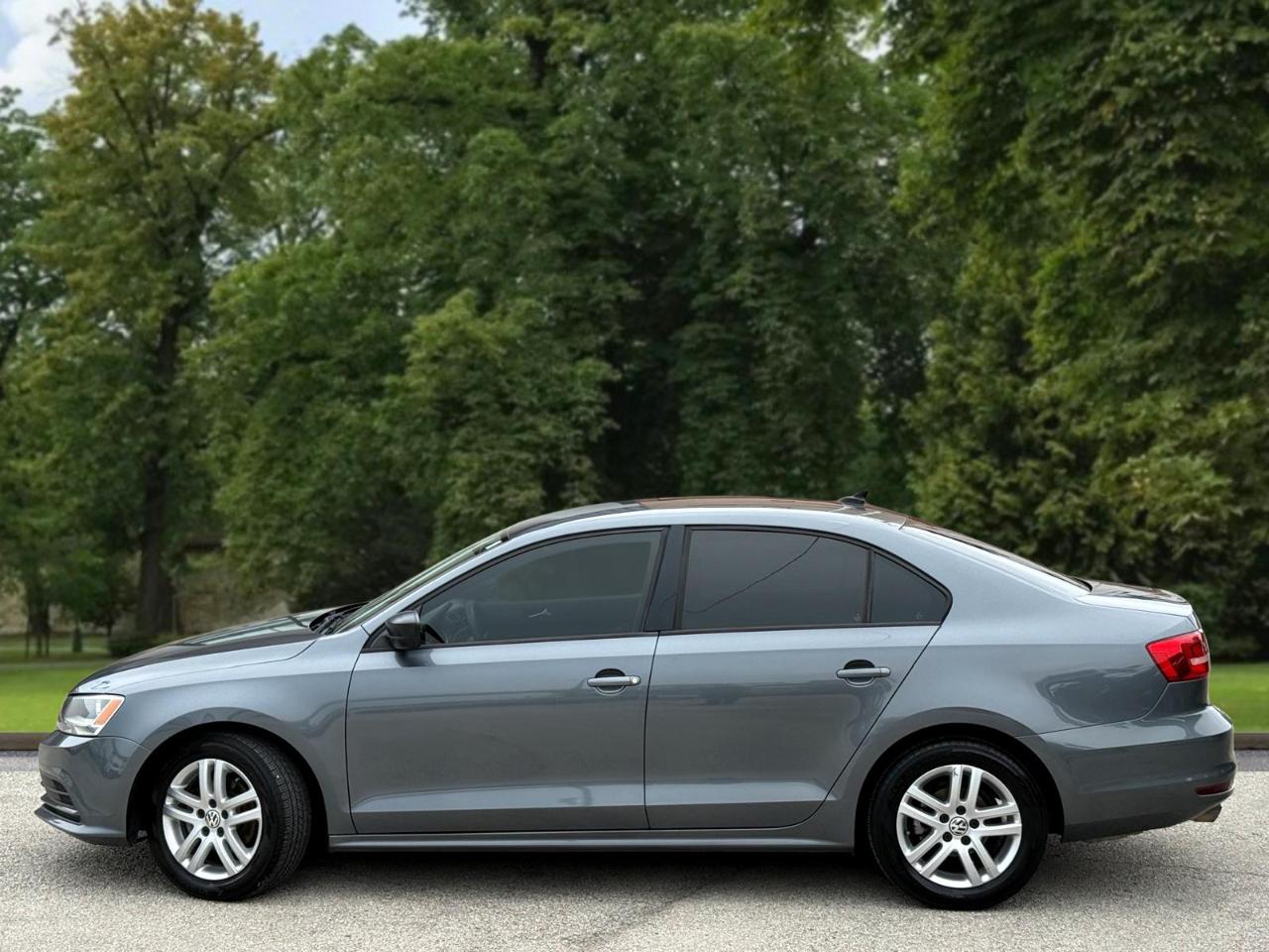 Volkswagen Jetta Sedan 4dr Man 2.0L S 2015