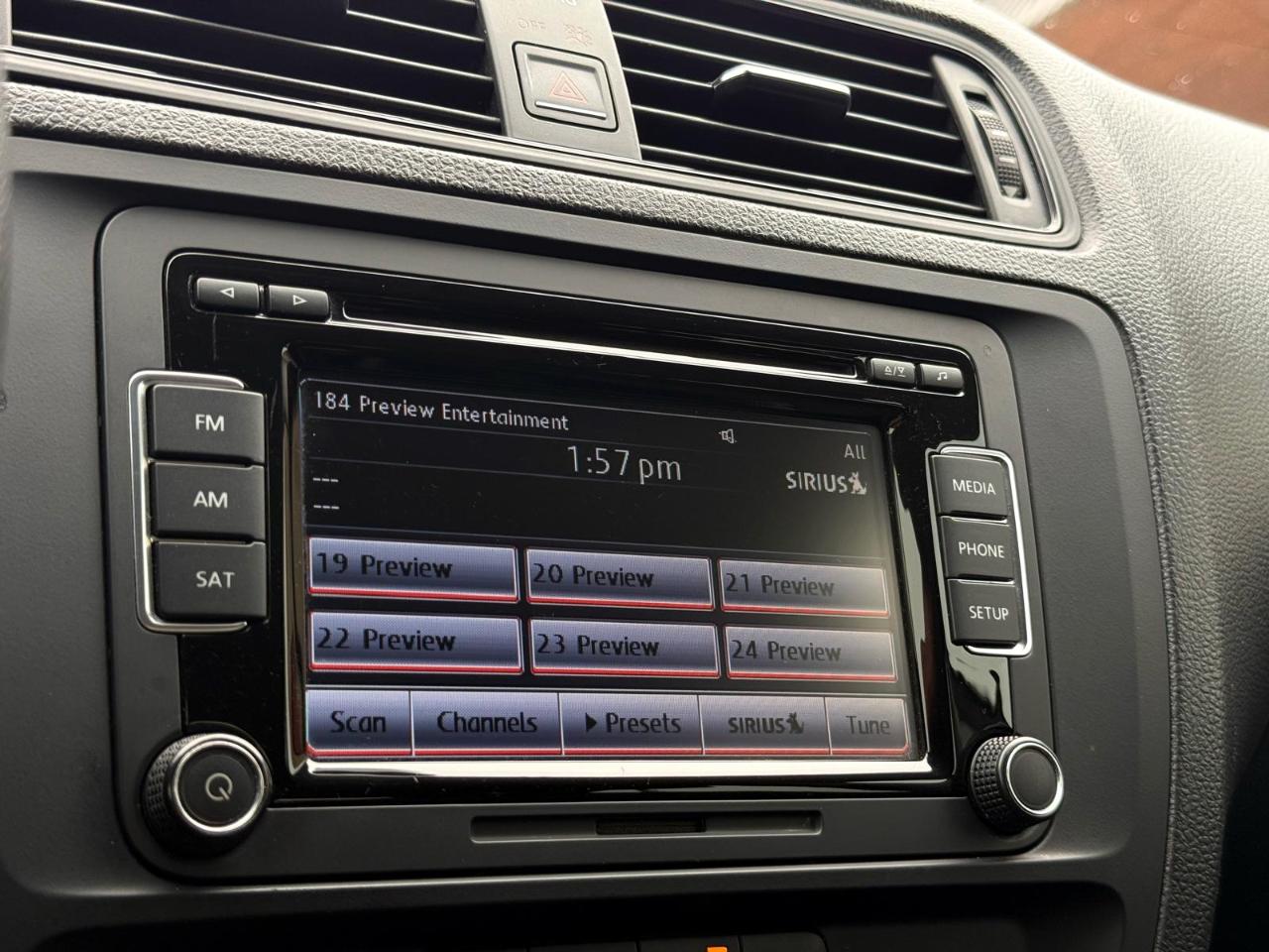Volkswagen Jetta Sedan 4dr Man 2.0L S 2015