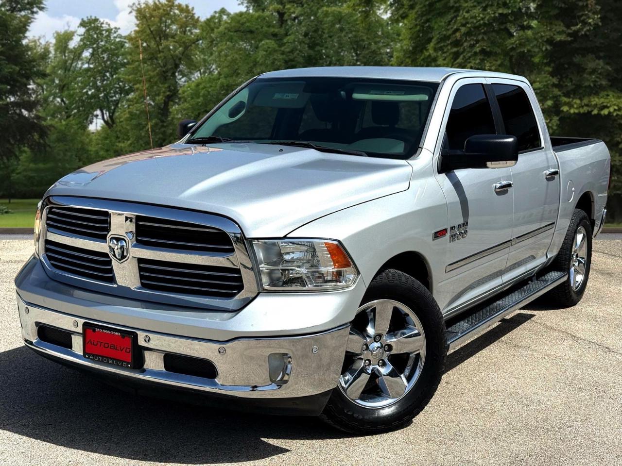 RAM 1500 2WD Crew Cab 140.5" Lone Star 2016