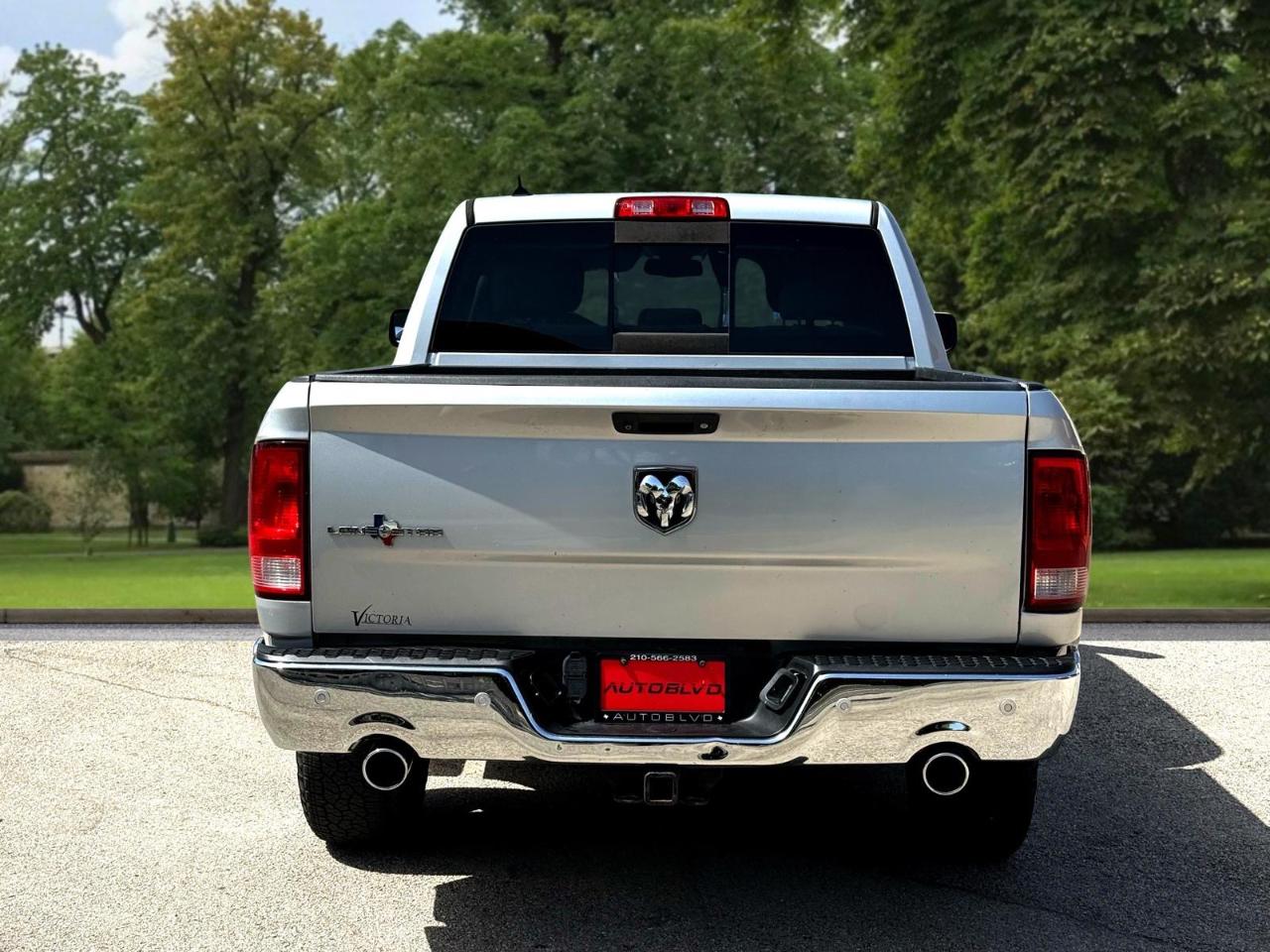 RAM 1500 2WD Crew Cab 140.5" Lone Star 2016
