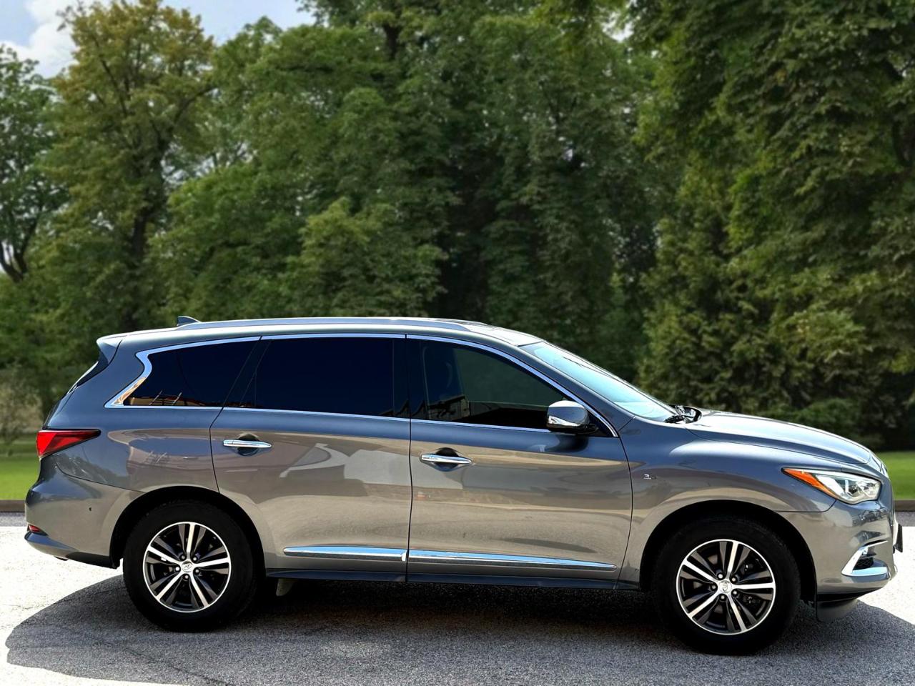 Infiniti QX60 LUXE FWD 2019