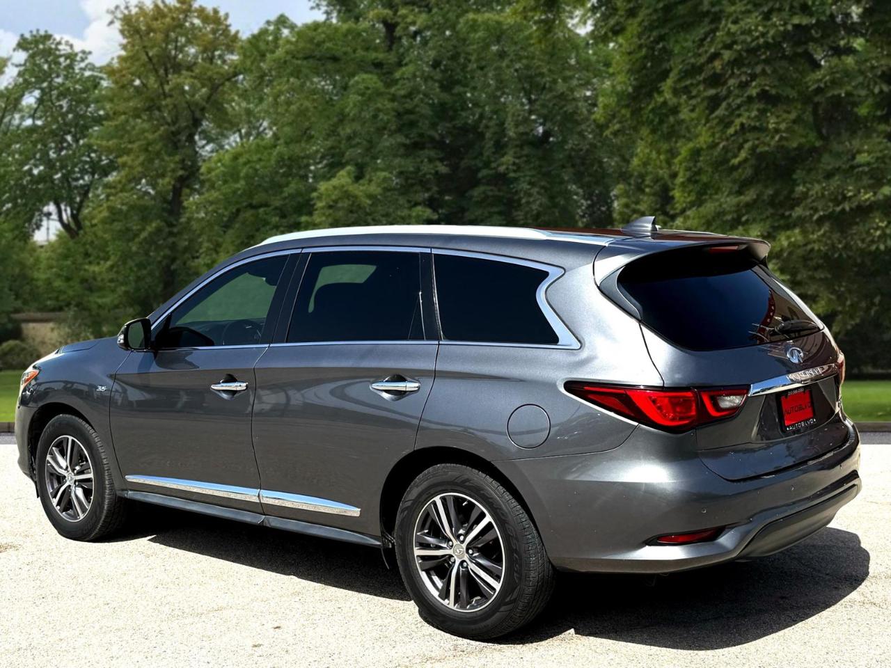 Infiniti QX60 LUXE FWD 2019