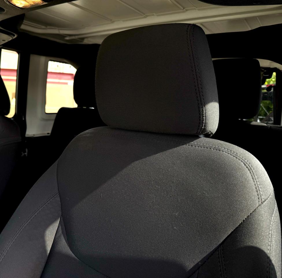 Jeep Wrangler Unlimited 4WD 4dr Sport 2016