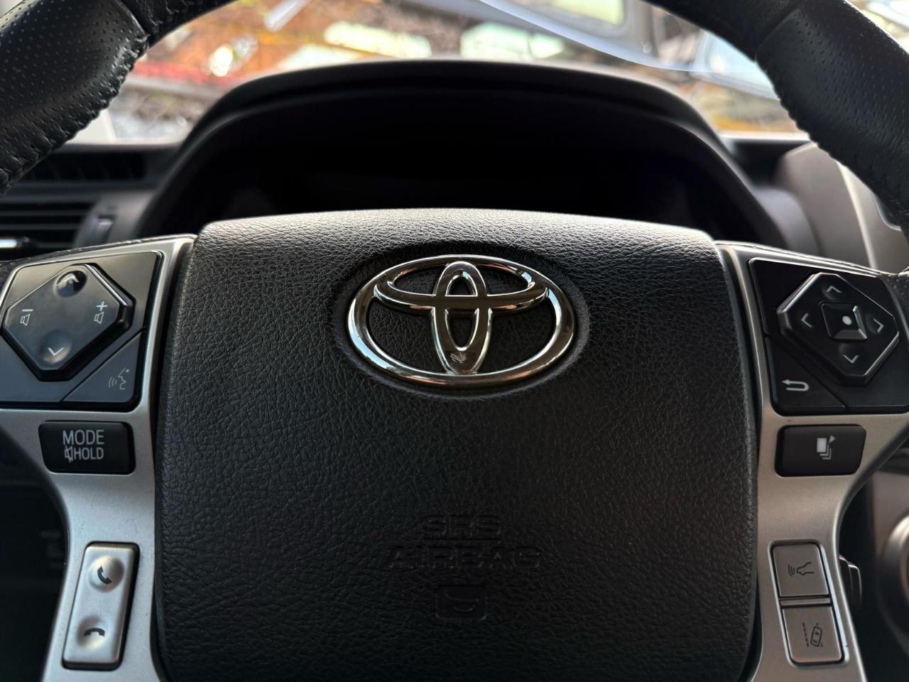 Toyota 4Runner SR5 4WD (Natl) 2021