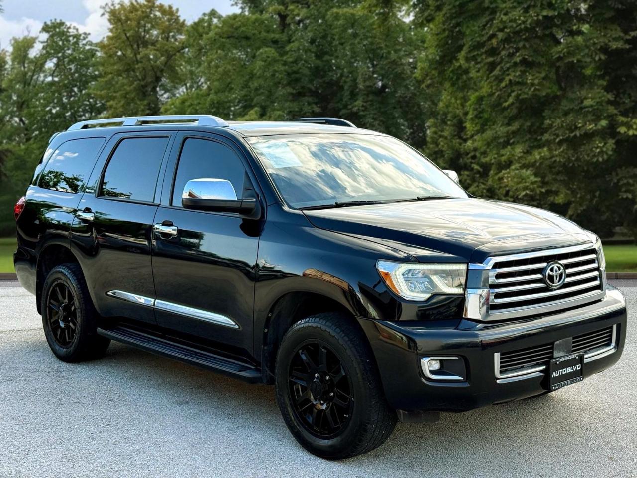 Toyota Sequoia Platinum RWD (Natl) 2018