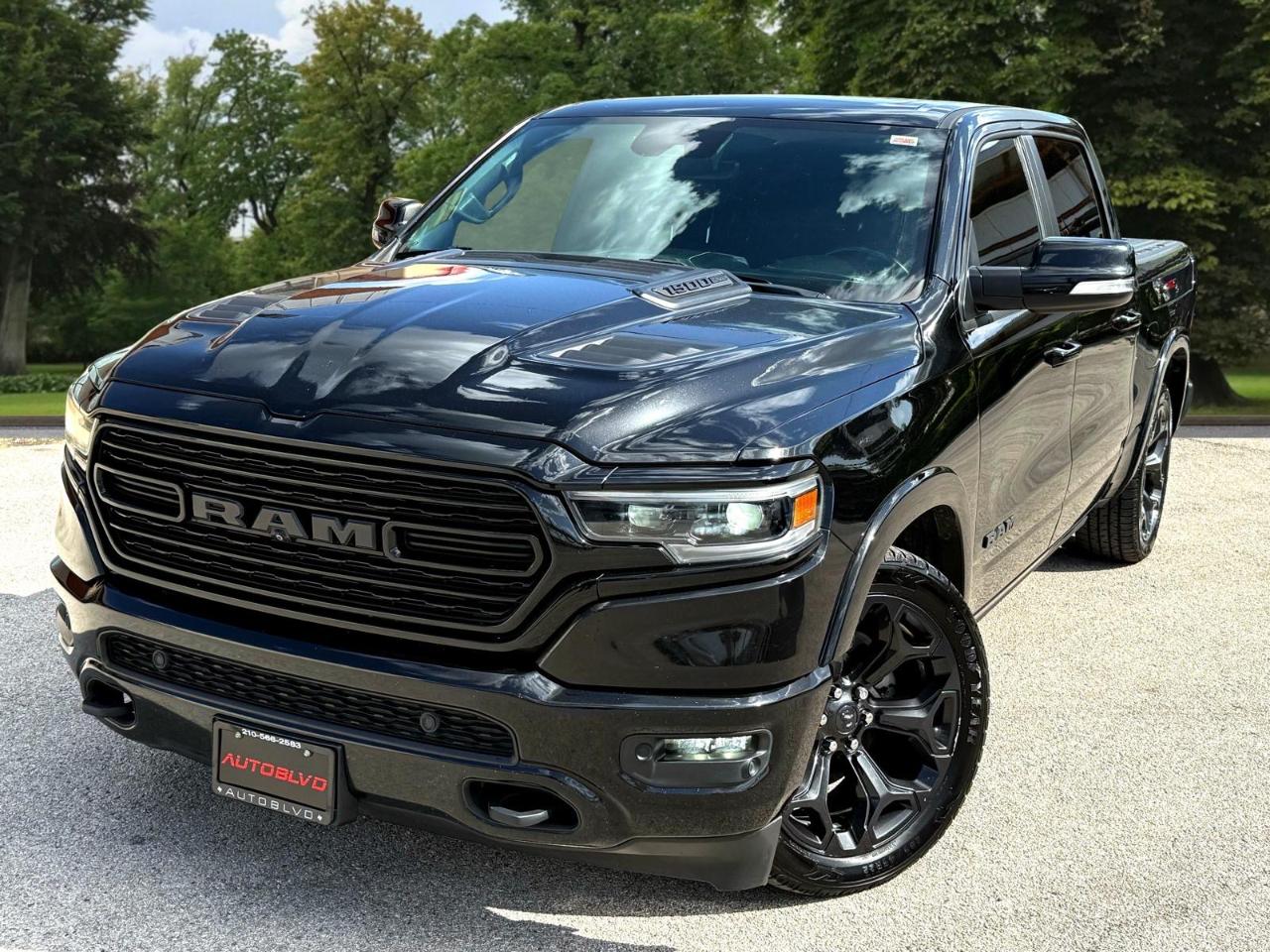 RAM 1500 4WD Crew Cab 140.5" Limited 2020