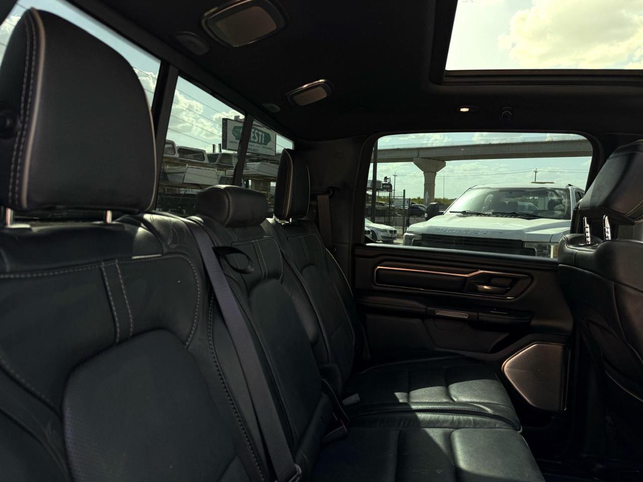 RAM 1500 4WD Crew Cab 140.5" Limited 2020