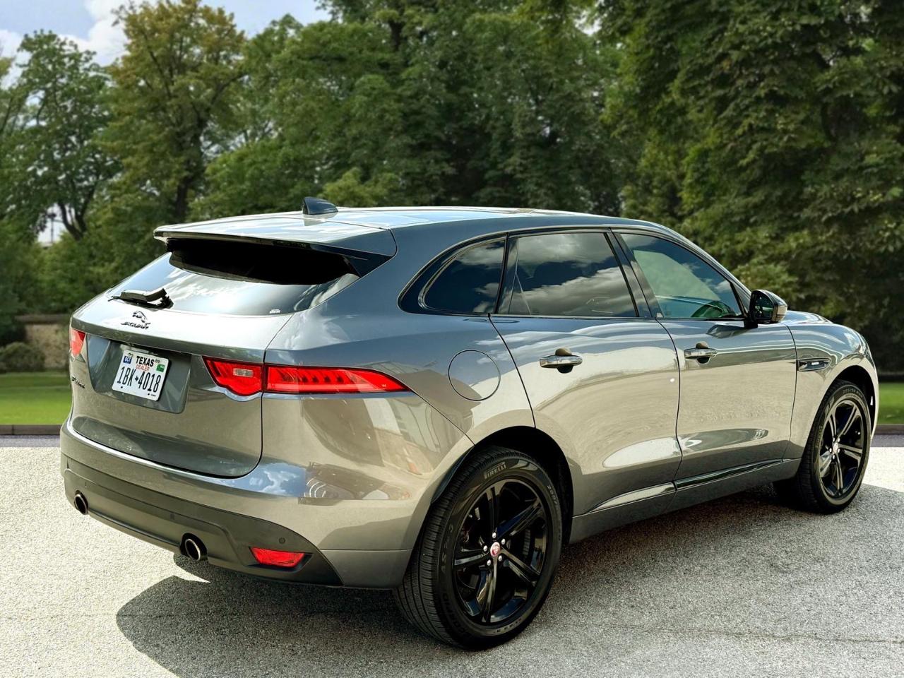 Jaguar F-Pace 30t R-Sport AWD 2017