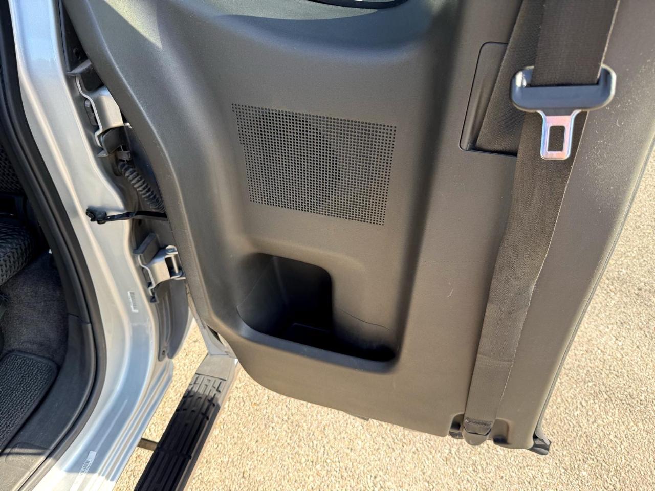 Nissan Frontier 2WD King Cab I4 Auto SV 2013