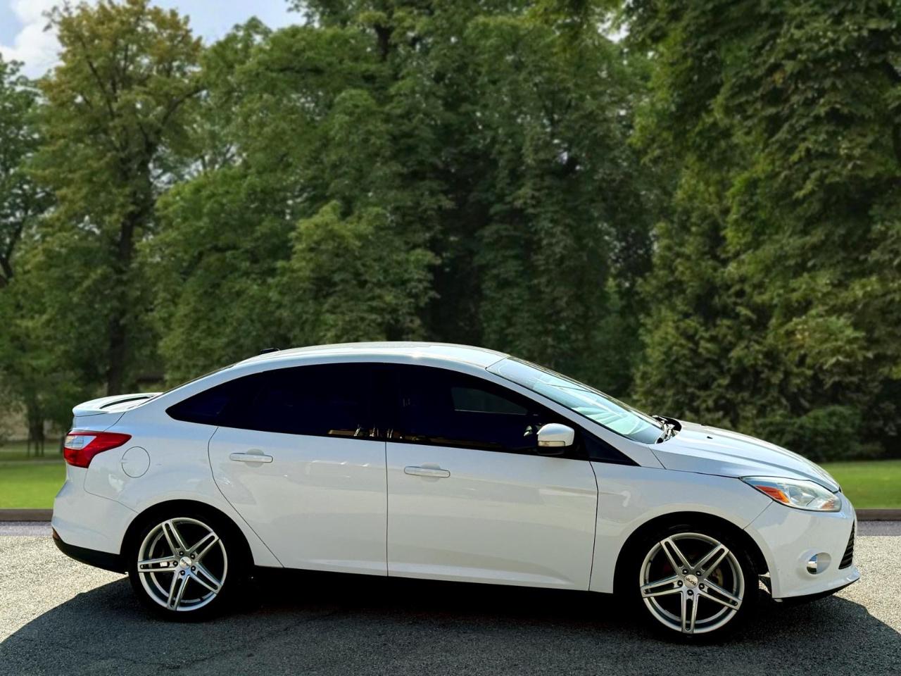 Ford Focus 4dr Sdn SE 2014