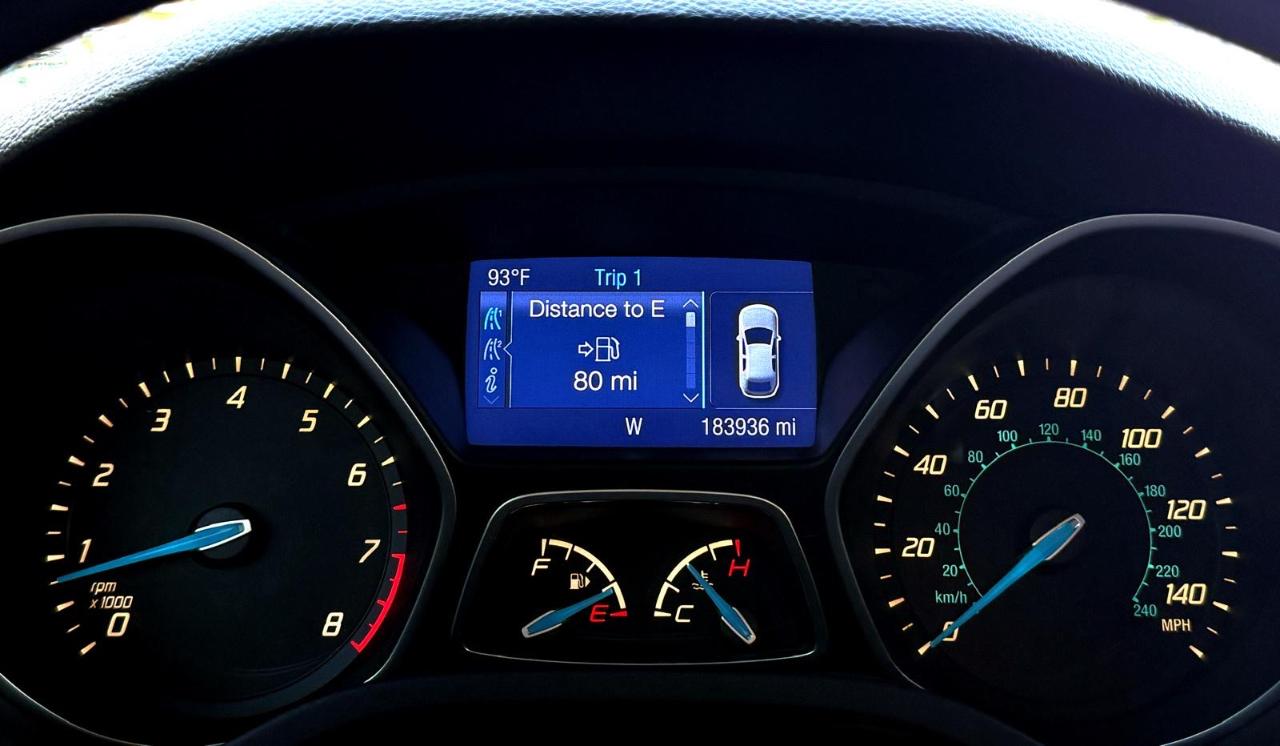 Ford Focus 4dr Sdn SE 2014