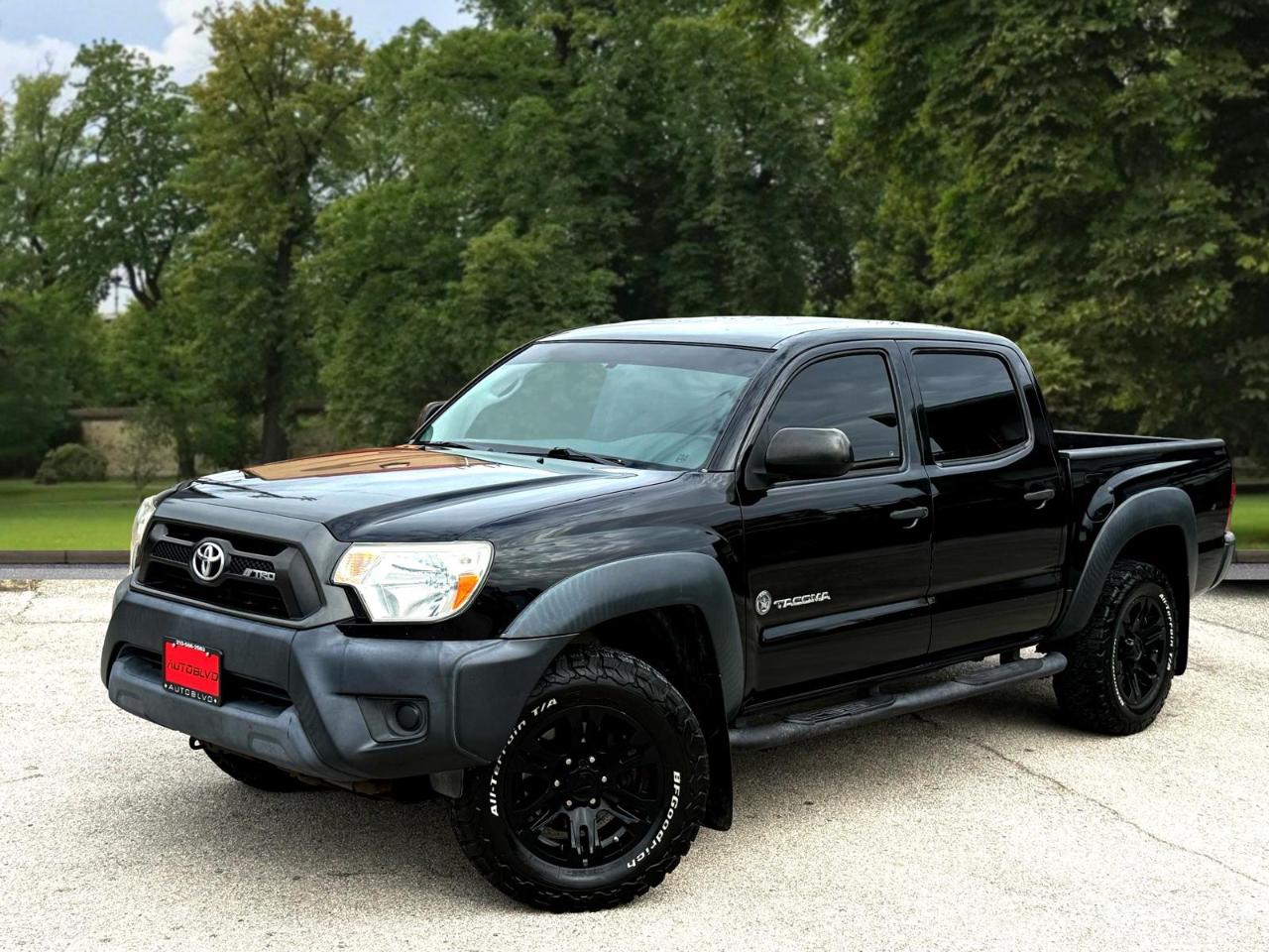Toyota Tacoma 2WD Double Cab I4 AT PreRunner (Natl) 2015