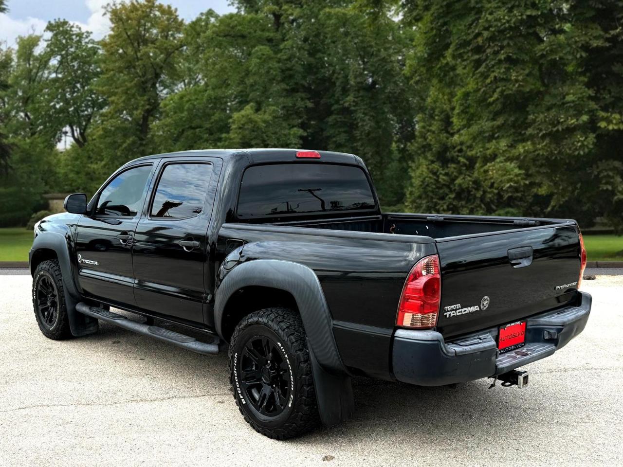 Toyota Tacoma 2WD Double Cab I4 AT PreRunner (Natl) 2015