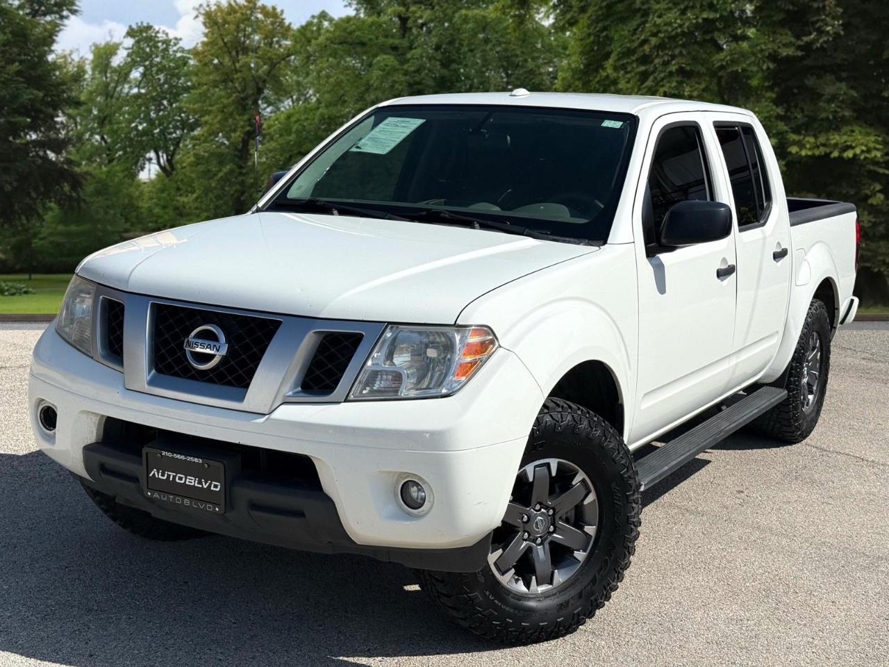 Nissan Frontier 2WD Crew Cab SWB Auto Desert Runner 2016