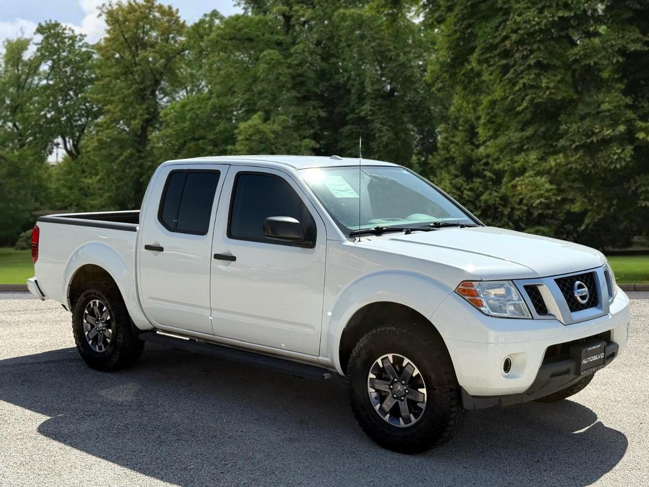Nissan Frontier 2WD Crew Cab SWB Auto Desert Runner 2016