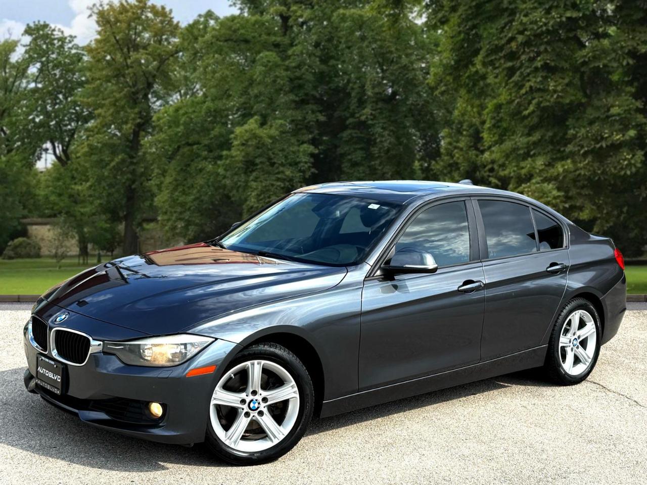 BMW 3 Series 4dr Sdn 328i xDrive AWD SULEV 2015