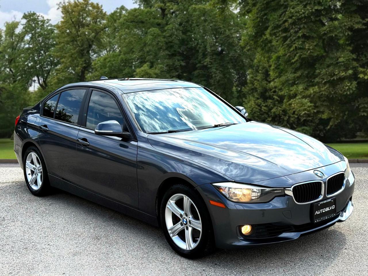 BMW 3 Series 4dr Sdn 328i xDrive AWD SULEV 2015