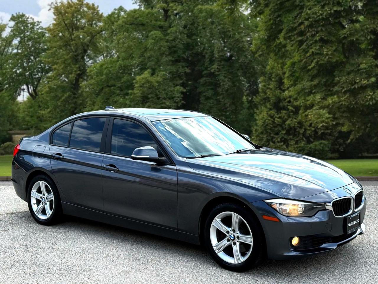BMW 3 Series 4dr Sdn 328i xDrive AWD SULEV 2015