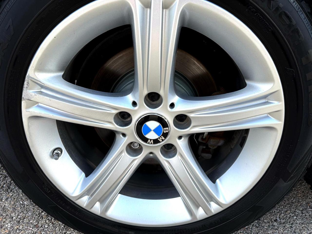 BMW 3 Series 4dr Sdn 328i xDrive AWD SULEV 2015
