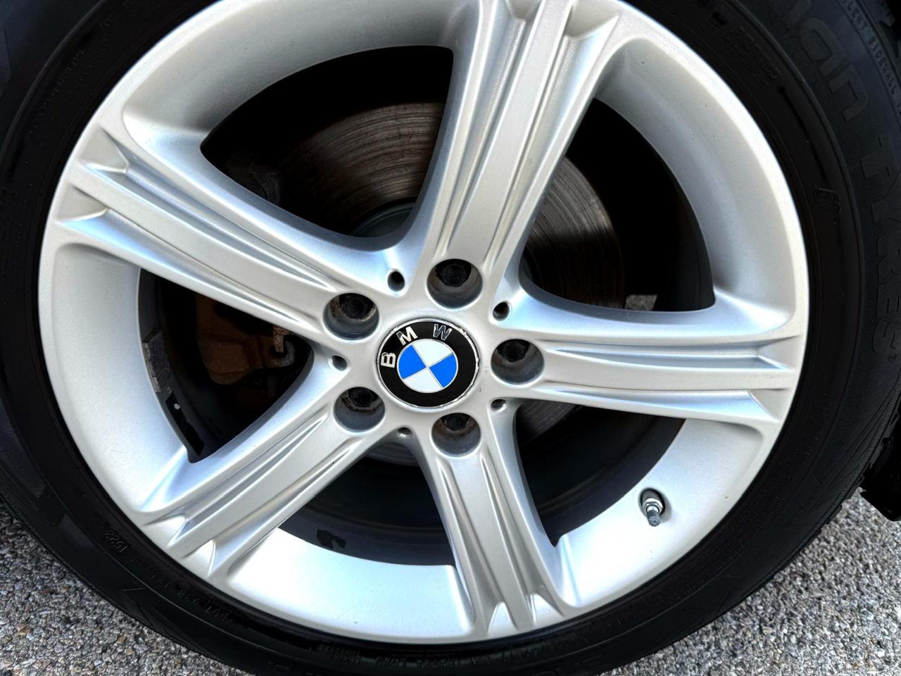 BMW 3 Series 4dr Sdn 328i xDrive AWD SULEV 2015