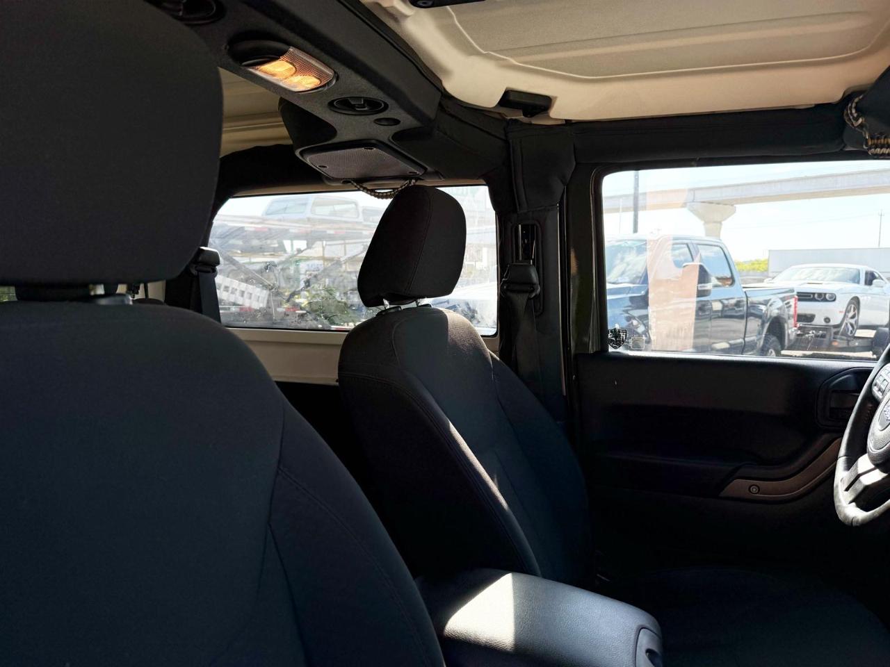 Jeep Wrangler 4WD 2dr Willys Wheeler 2015
